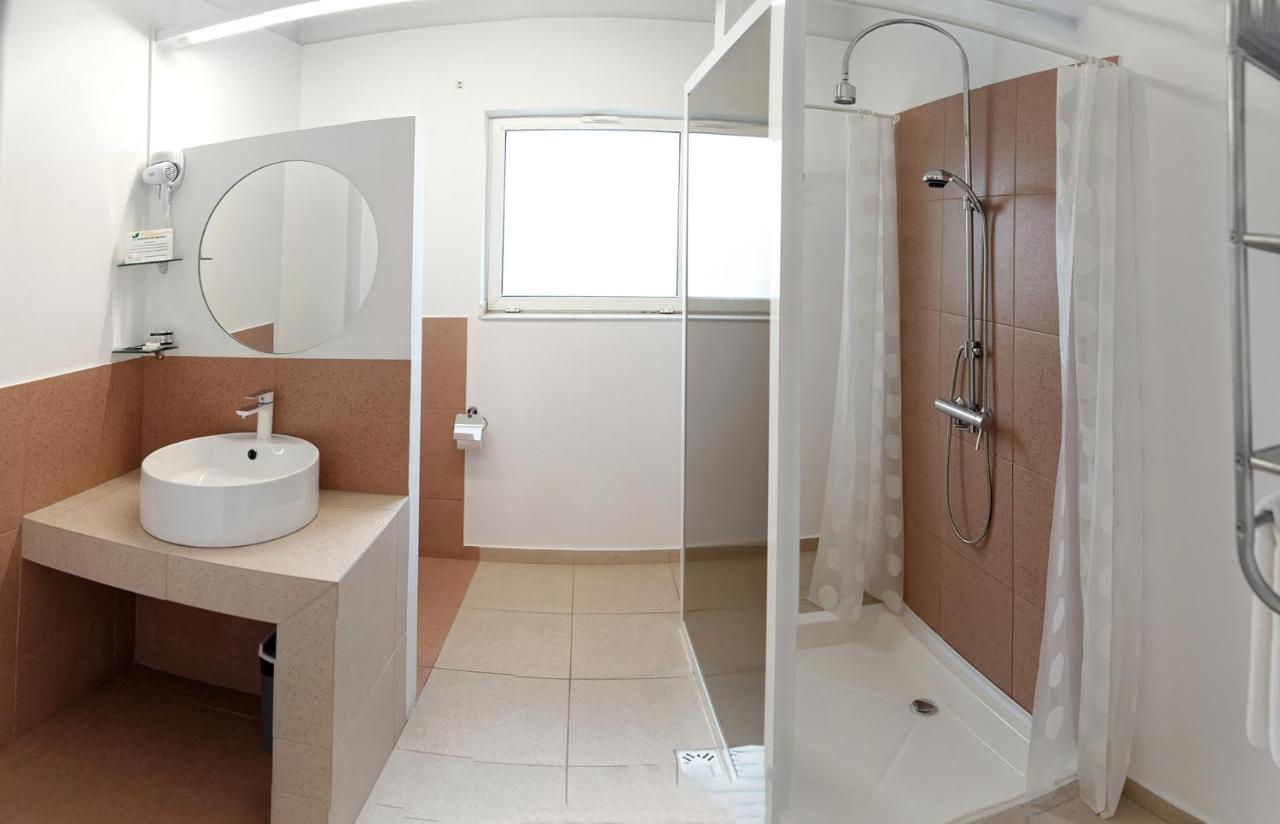 Hotel Albatros Mamaia Exteriör bild
