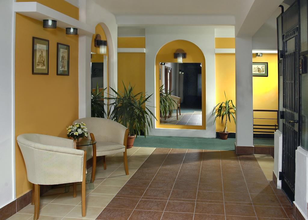 Hotel Albatros Mamaia Exteriör bild