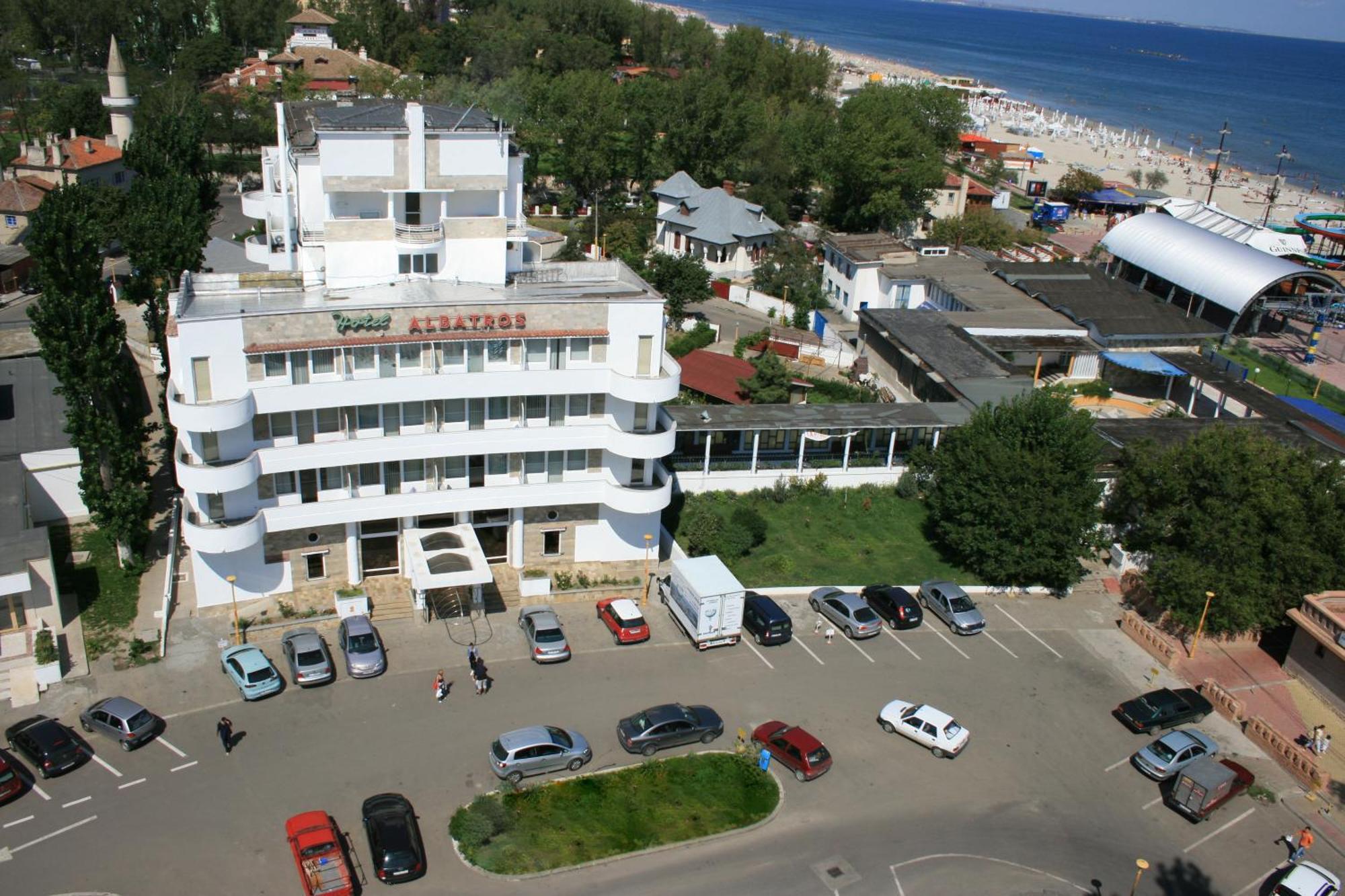 Hotel Albatros Mamaia Exteriör bild